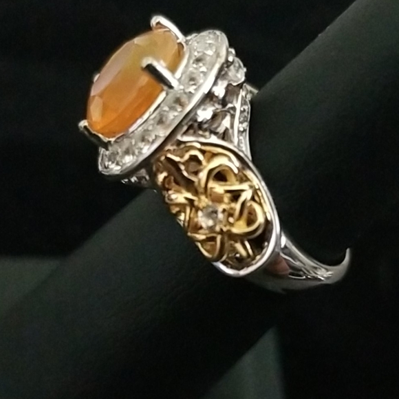 Ring - Picture 2 of 4
